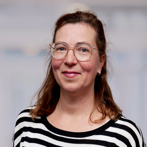 Portrait Ulrike Strahl, Leiterin Psychiatrische Tagesklinik, Interdisziplinäres Therapiezentrum, Albertinen Krankenhaus Portrait Ulrike Strahl, Leiterin Psychiatrische Tagesklinik, Interdisziplinäres Therapiezentrum, Albertinen Krankenhaus