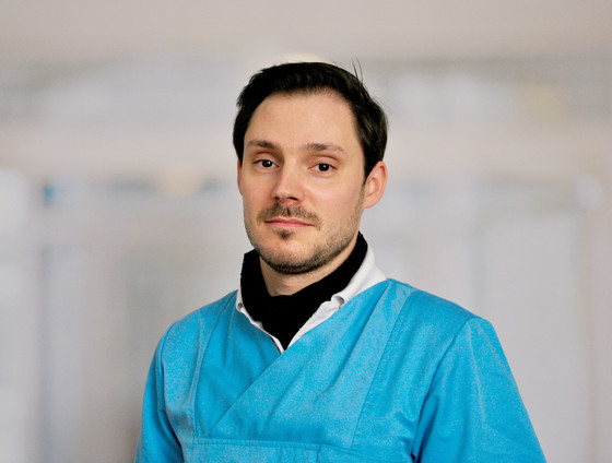 Portraitfoto von Michael Wittig, Stationsleiter Zentrum für Notfall- und Akutmedizin im Albertinen Krankenhaus in Hamburg-Schnelsen