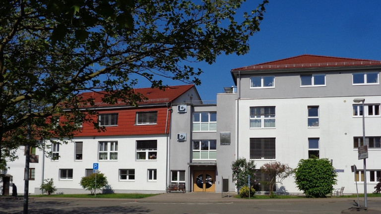 Gebäudeansicht der Immanuel Seniorenpflege Am Schloss in Schmalkalden