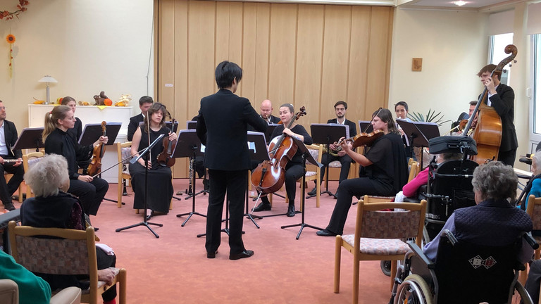 Neue Philharmoniker aus Berlin zu Gast im Immanuel Haus Ecktannen Neue Philharmoniker aus Berlin zu Gast im Immanuel Haus Ecktannen