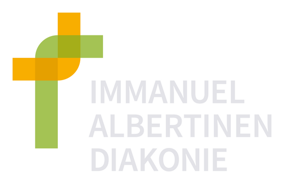 Das Logo der Immanuel Albertinen Diakonie mit optisch hervorgehobenem Bänderkreuz