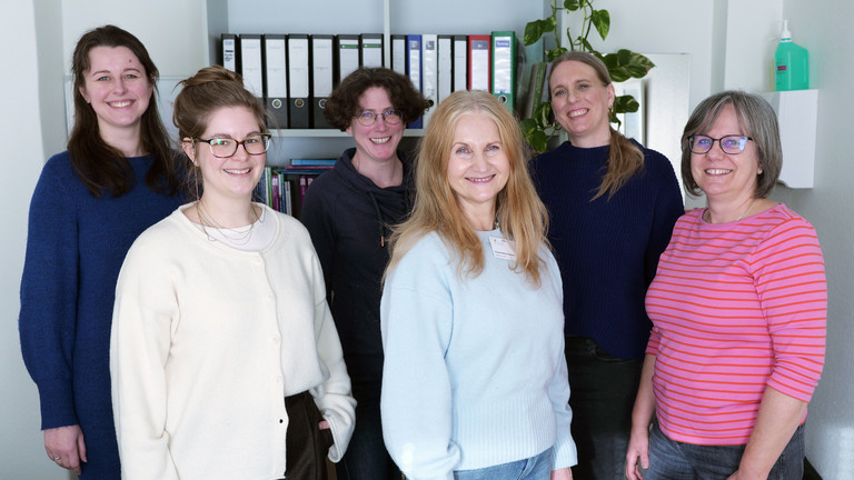 Das Team der Mitarbeiterinnen des Zentrums für psychische Gesundheit in Hamburg Schnelsen