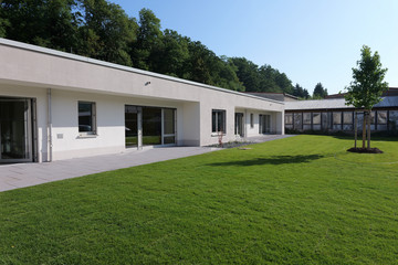 Feierliche Eröffnung Heilpädagogischer Förderbereich am Eichenrain, Außenbereich, Immanuel Diakonie Südthüringen