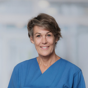 Portraitfoto Stefanie Heldt, Leitung therapeutische Dienste, Klinik Geriatrie und Physikalische Medizin, Evangelisches Amalie Sieveking Krankenhaus, Hamburg