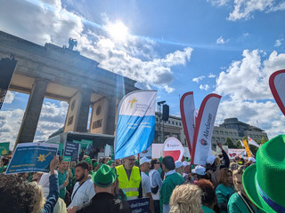 Viele Demonstranten bei Protest Viele Demonstranten bei Protest