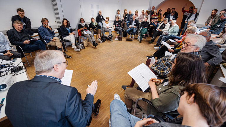 Teilnehmende während eines Workshops zur Workshop zur Resolution bei der Bundesratstagung des Bundes Evangelisch-Freikirchlicher Gemeinden in Deutschland K.d.ö.R. - Immanuel Albertinen Diakonie 