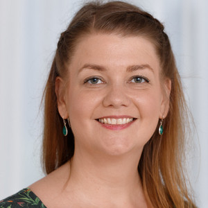 Portraitbild von Maximiliane Kedaj Portraitbild von Maximiliane Kedaj