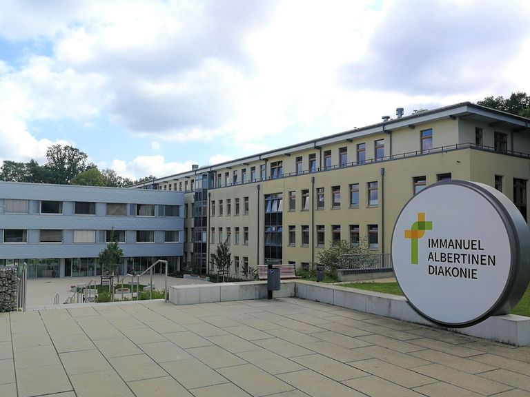 Immanuel Klinik Rüdersdorf erhält mehr Bettenkapazitäten